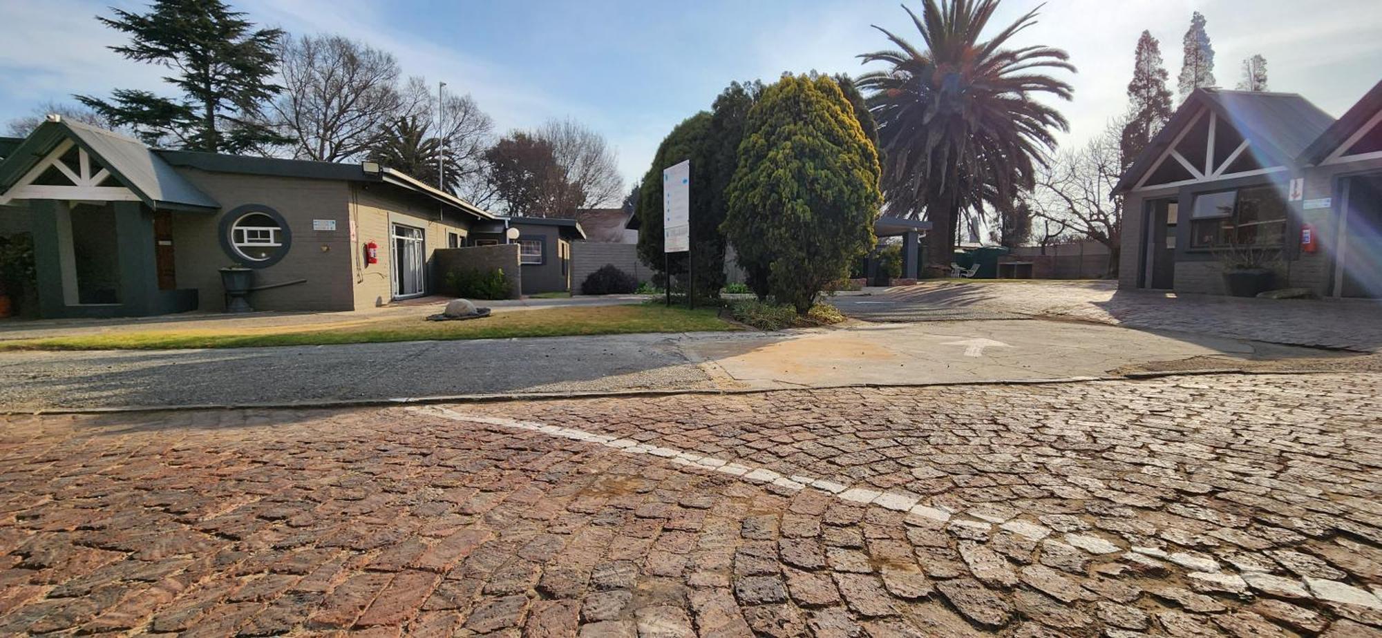 Livingwaters Self-Catering Accommodation Ermelo Exterior photo