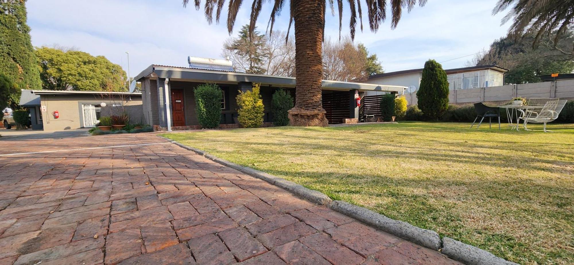 Livingwaters Self-Catering Accommodation Ermelo Exterior photo