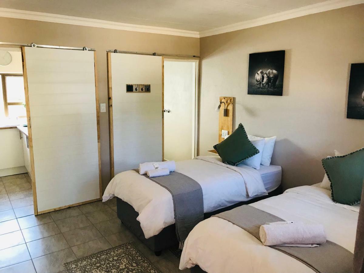 Livingwaters Self-Catering Accommodation Ermelo Exterior photo